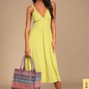 NWT Lulu’s Bold New Look Tie- Back Midi Dress with Pockets